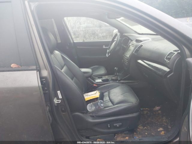 5XYKU4A75FG585533 KIA Sorento Ex V6