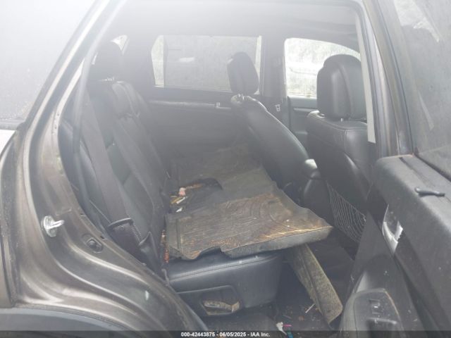 5XYKU4A75FG585533 KIA Sorento Ex V6