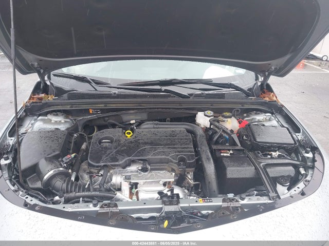 1G1ZD5ST0SF118882 Chevrolet Malibu Fwd 1lt
