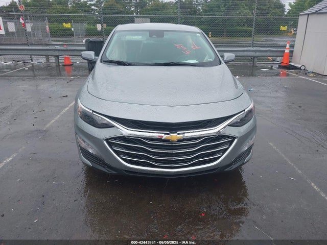1G1ZD5ST0SF118882 Chevrolet Malibu Fwd 1lt