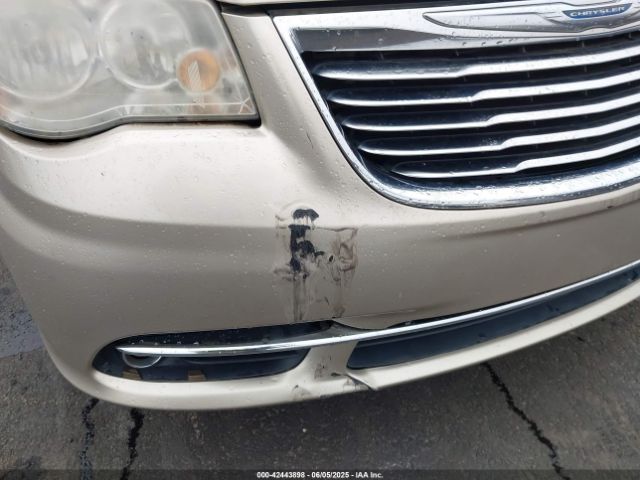 2014 CHRYSLER TOWN & COUNTRY 2C4RC1BG9ER157635 Photo 5