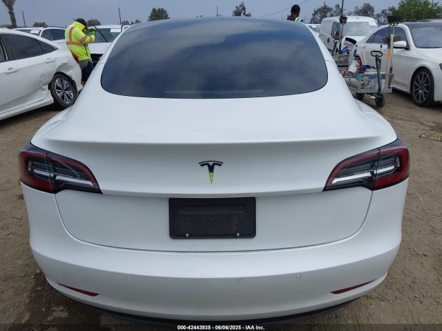 Tesla MODEL 3 2021 5YJ3E1EA3MF072520 Image 16