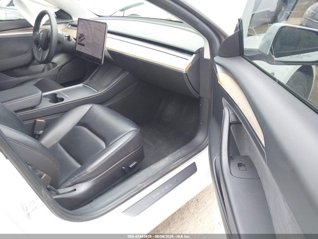 2021 TESLA MODEL 3 5YJ3E1EA3MF072520 Photo 4