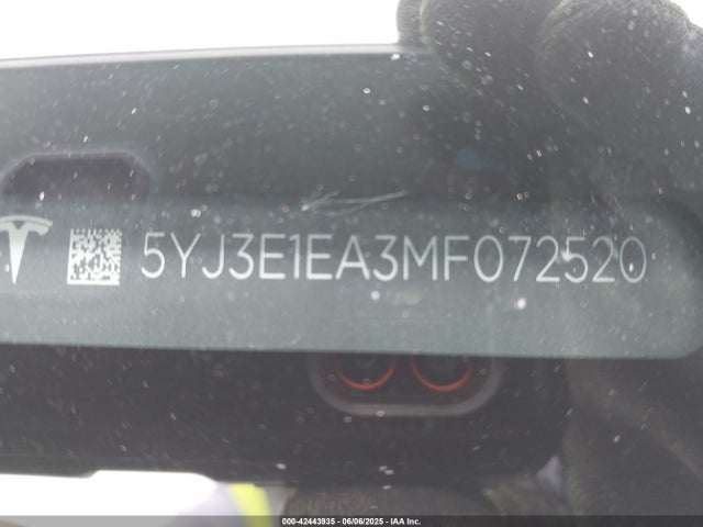 2021 TESLA MODEL 3 5YJ3E1EA3MF072520 Photo 8