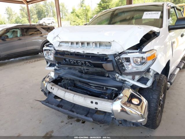5TFDW5F18FX441940 Toyota 3ur-fe