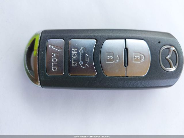 3MZBM1T78GM321591 Mazda pe