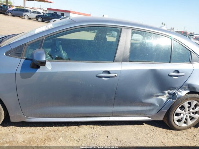 5YFB4MDE6SP233500 Toyota COROLLA LE