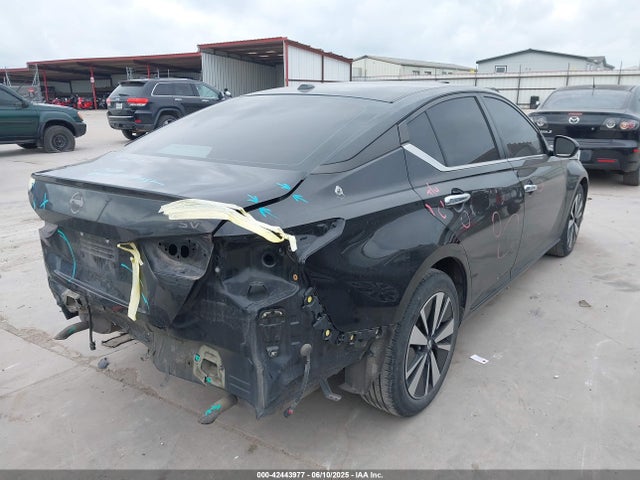 Nissan 2022 2022 1N4BL4DVXNN313456 Image 4