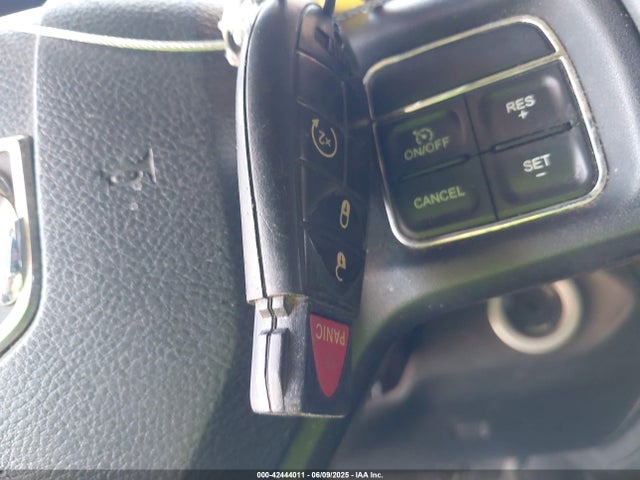 RAM 2016 2016 3C6UR5MLXGG199788 Image 11