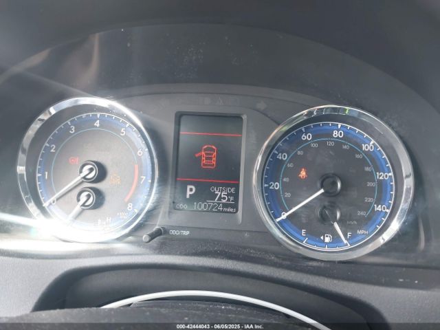 2T1BURHE4JC068732 Toyota COROLLA LE