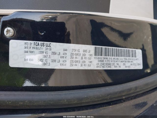 2C4RC1BG9HR611371 Chrysler 2017