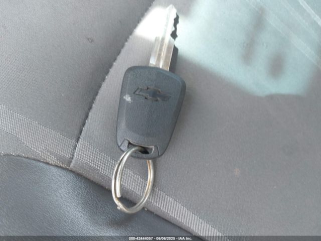 KL8CA6S98FC717352 Chevrolet Spark Ls Manual