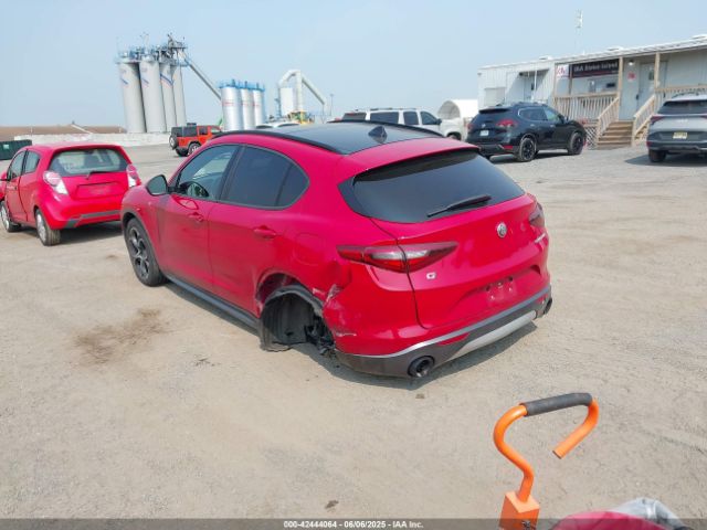 2022 ALFA ROMEO STELVIO ZASPAKBN5N7D32683 Photo 2