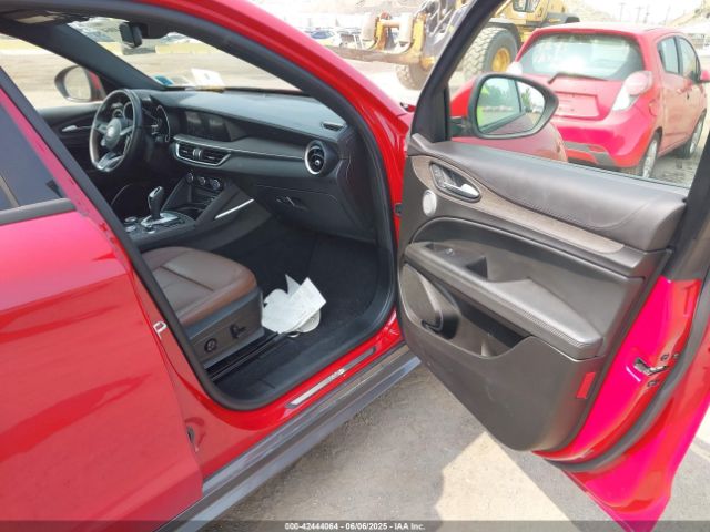 2022 ALFA ROMEO STELVIO ZASPAKBN5N7D32683 Photo 4
