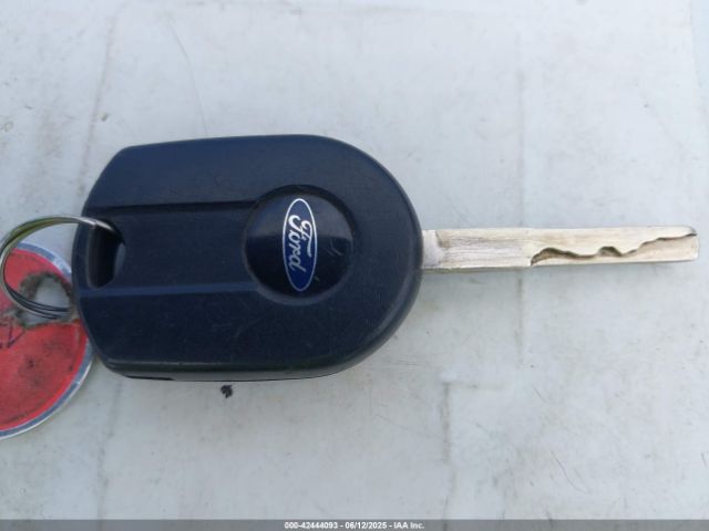 1FADP3K25JL316271 Ford FOCUS SE