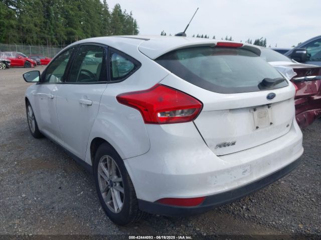 1FADP3K25JL316271 Ford FOCUS SE