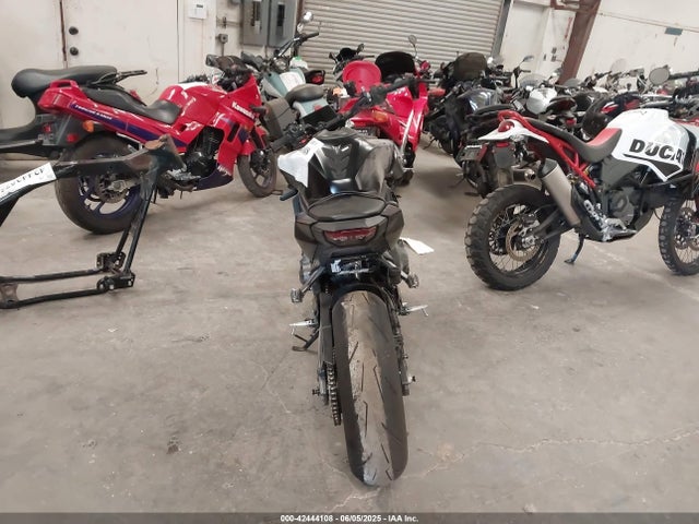 JYARN94Y5RA000494 Yamaha 2024