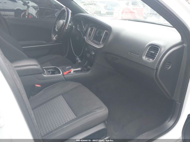 2019 DODGE CHARGER 2C3CDXBG6KH754933 Photo 4