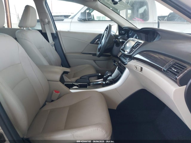 1HGCR3F85HA022102 Honda j35y1
