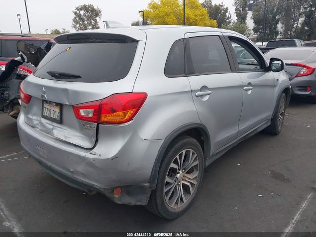 Mitsubishi 2.0 dohc mivec 2017 JA4AP3AU7HZ033520 Image 4