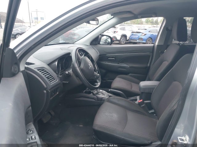 Mitsubishi 2.0 dohc mivec 2017 JA4AP3AU7HZ033520 Image 5