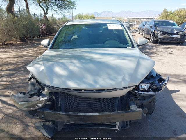KMHD84LF5HU409032 Hyundai Elantra