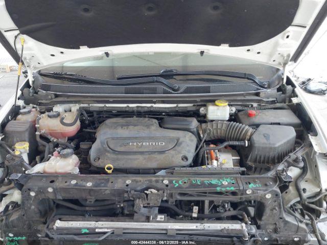 2018 CHRYSLER PACIFICA HYBRID 2C4RC1L78JR172717 Photo 9
