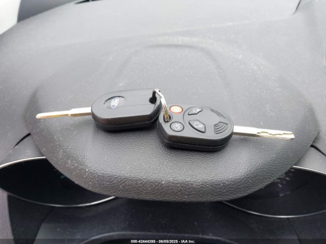 1FMCU0GX1EUA52754 Ford ESCAPE SE
