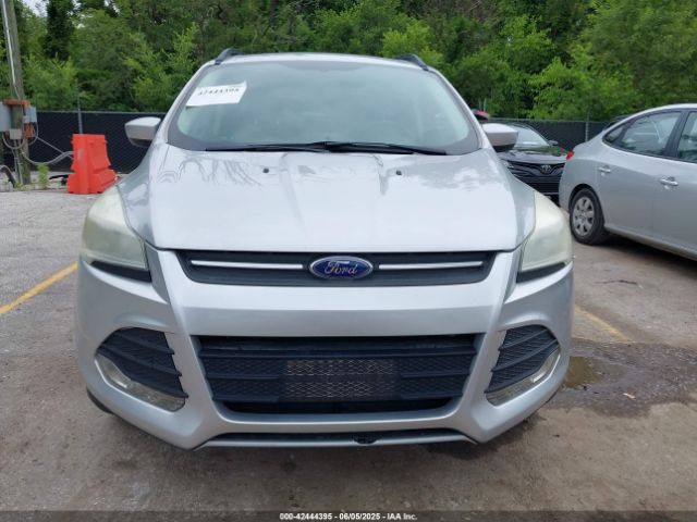 1FMCU0GX1EUA52754 Ford ESCAPE SE