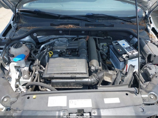 3VWD67AJ2GM250005 Volkswagen Jetta
