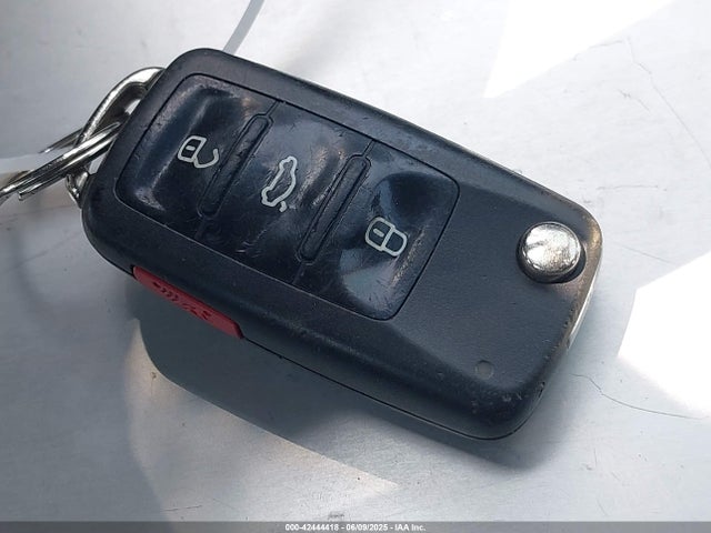3VWD67AJ2GM250005 Volkswagen Jetta