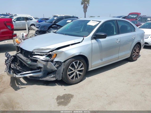 3VWD67AJ2GM250005 Volkswagen Jetta