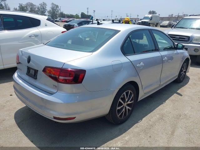 3VWD67AJ2GM250005 Volkswagen Jetta