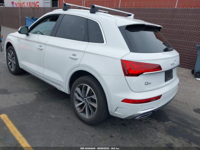 2022 AUDI Q5 WA1EAAFYXN2075073 Photo 2