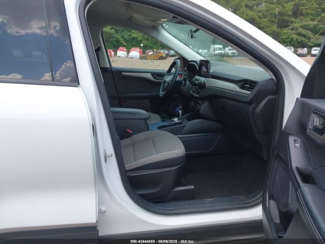 2022 FORD ESCAPE 1FMCU0G66NUB82519 Photo 4