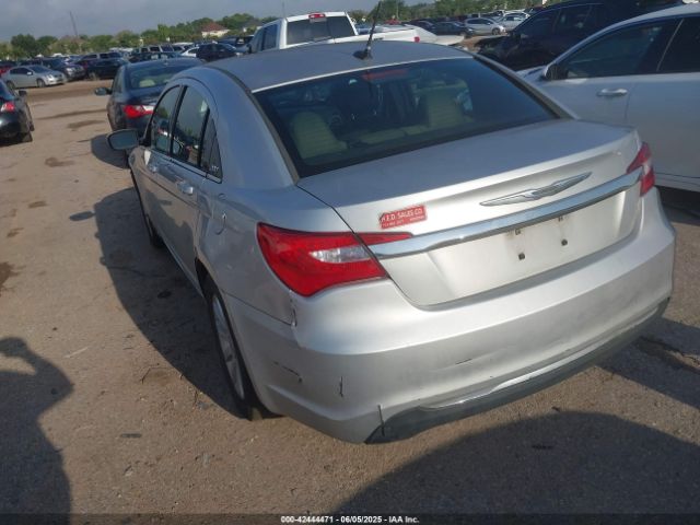 2012 CHRYSLER 200 1C3CCBBB8CN174912 Photo 2