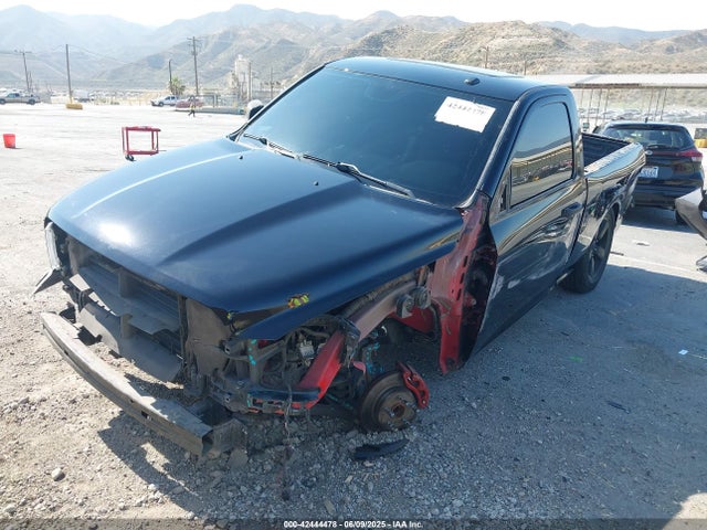 3C6JR6AT5EG305140 RAM 2014