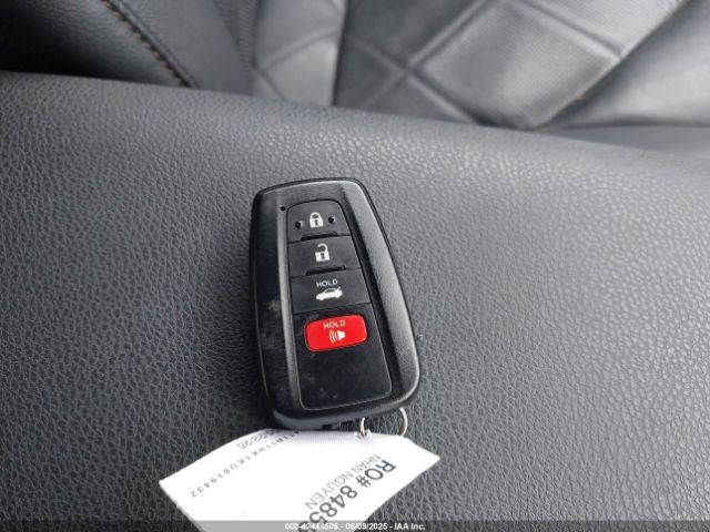 4T1B11HK1KU819432 Toyota CAMRY XLE