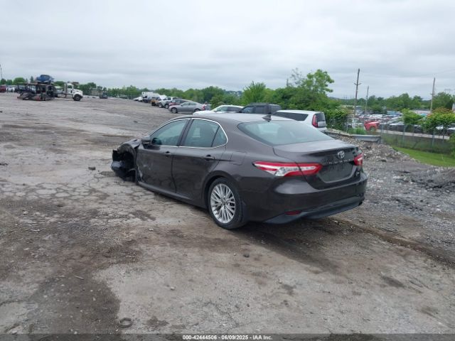 4T1B11HK1KU819432 Toyota CAMRY XLE