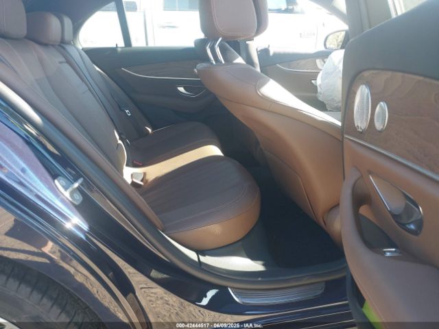WDDZF6GB0JA417491 Mercedes-Benz E 400 4matic