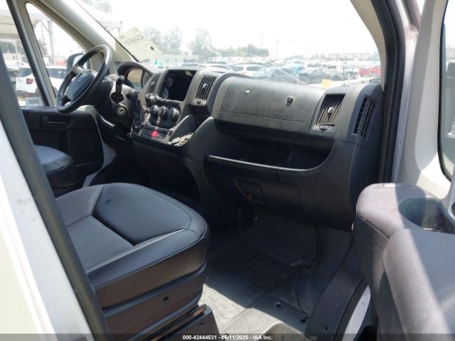 2017 RAM PROMASTER 2500 3C6TRVDG7HE529012 Photo 4