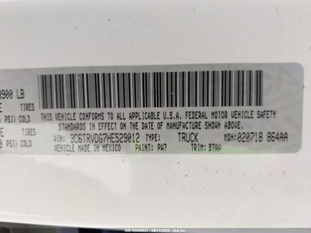 2017 RAM PROMASTER 2500 3C6TRVDG7HE529012 Photo 8