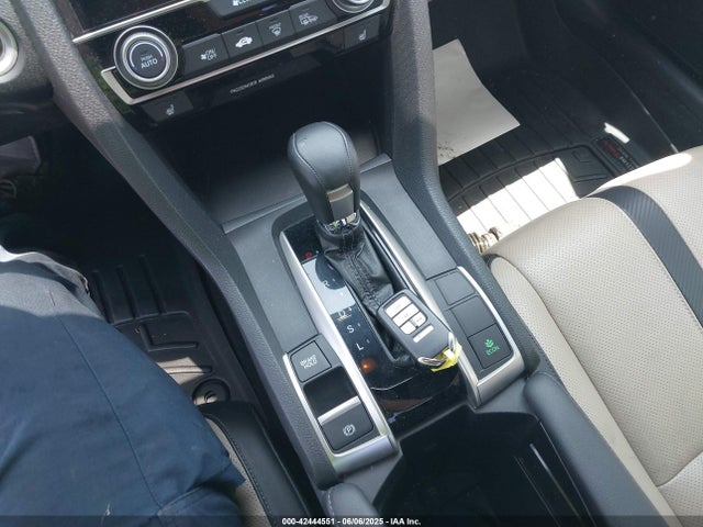 2HGFC3B99HH352162 Honda Civic Touring