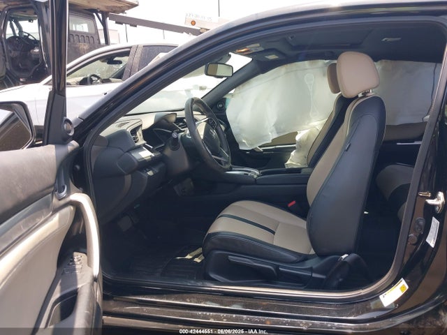 2HGFC3B99HH352162 Honda Civic Touring