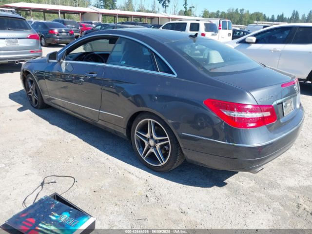 2011 MERCEDES-BENZ E 350 WDDKJ5GB6BF082932 Photo 2