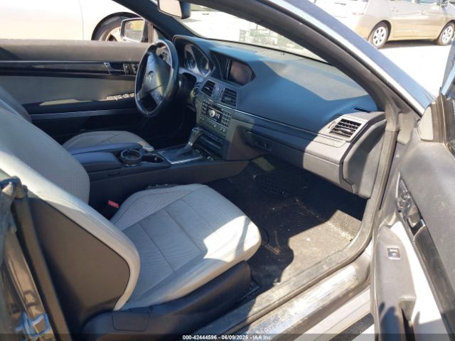 2011 MERCEDES-BENZ E 350 WDDKJ5GB6BF082932 Photo 4