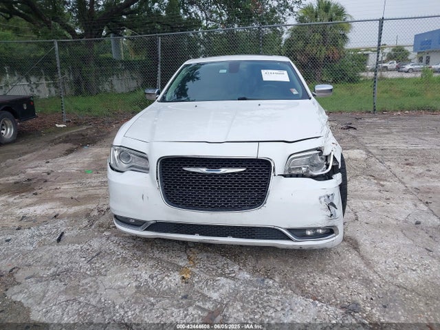 2C3CCAEG5GH181560 Chrysler 300C