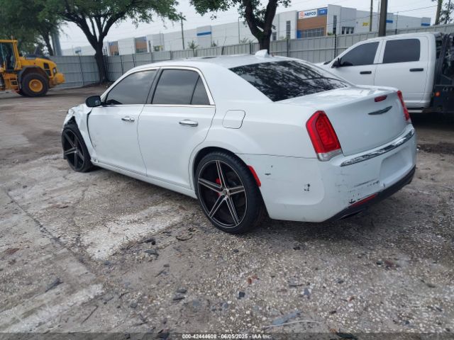 2016 CHRYSLER 300C 2C3CCAEG5GH181560 Photo 2