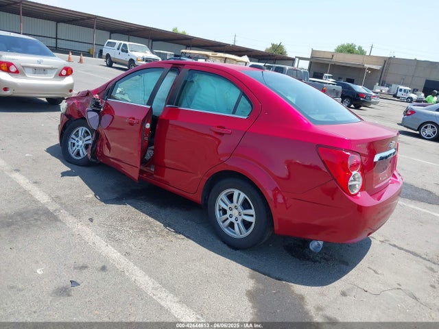 1G1JC5SH2F4141092 Chevrolet luw