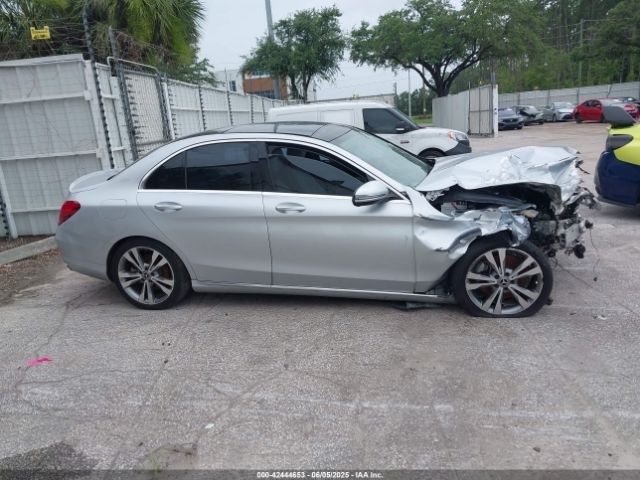 WDDWF4KB6JR398171 Mercedes-Benz C 300 4matic